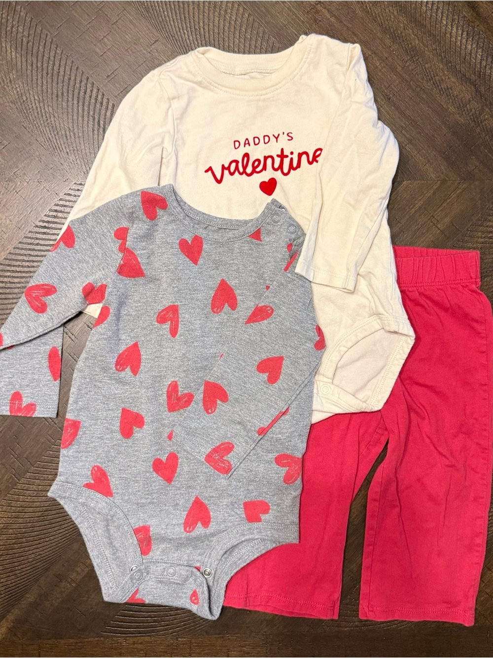 Carter's Cream & Gray Valentine Bodysuit Set with Red Pants - Picture 1 of 3